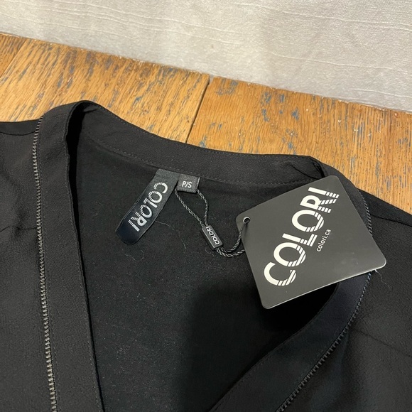 🖤 Colori Black Zip-Front Top – NWT – Size P/S - Picture 3 of 10